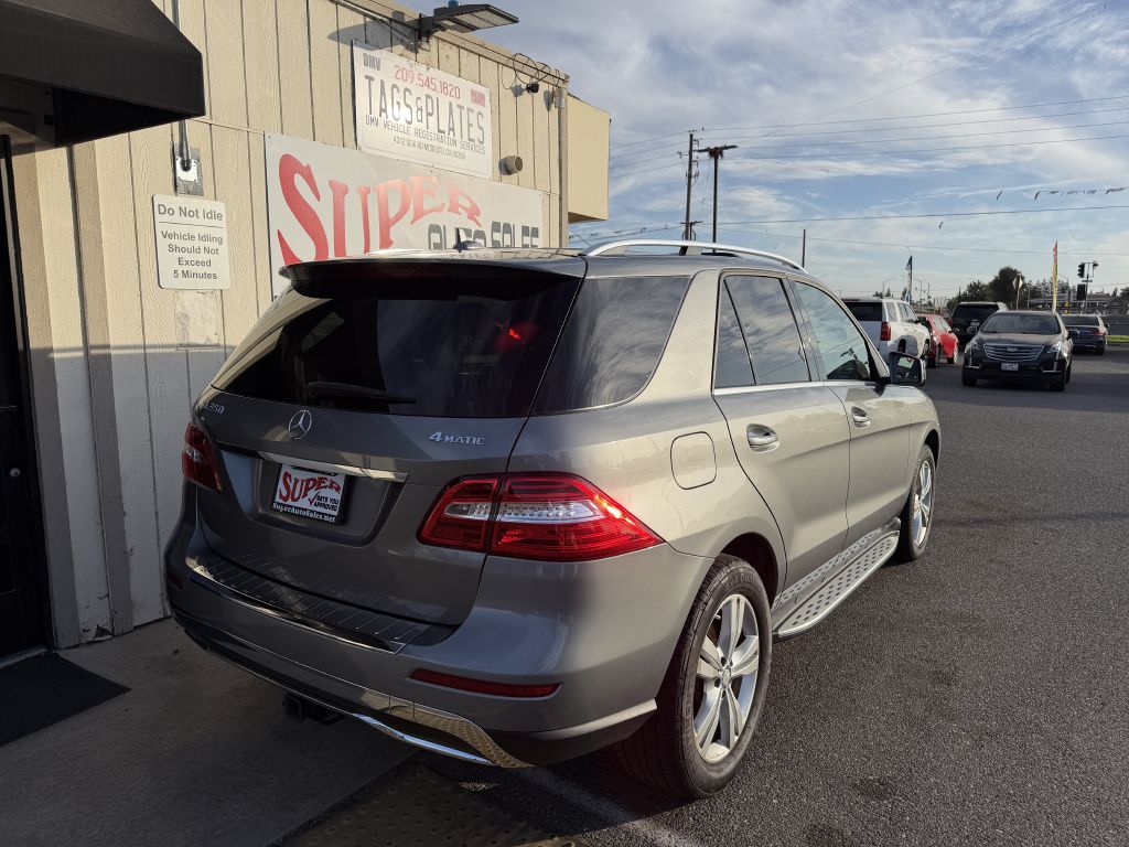 Photo 4 of this MERCEDES-BENZ ML