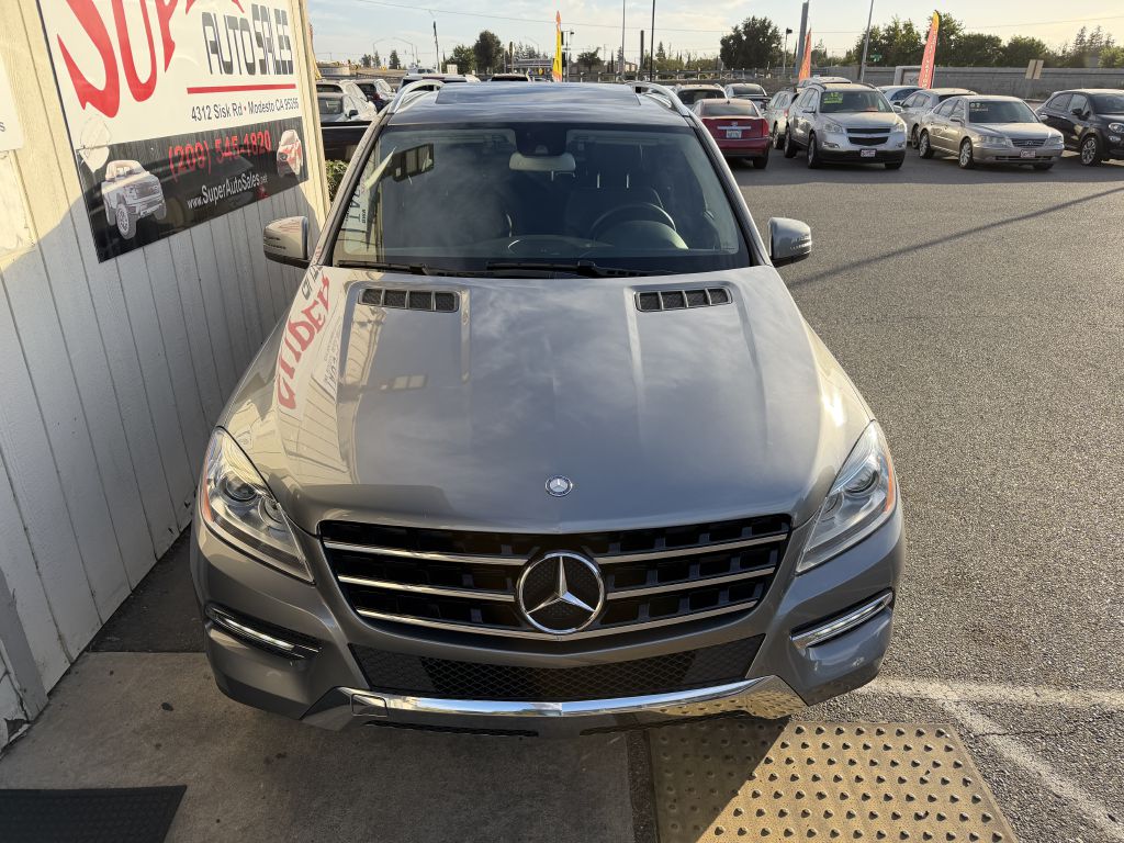 Photo 8 of this MERCEDES-BENZ ML