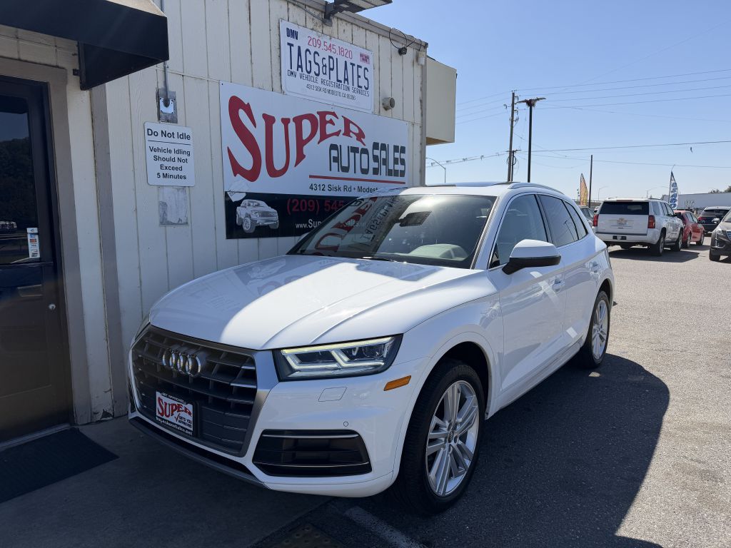 Photo 11 of this AUDI Q5