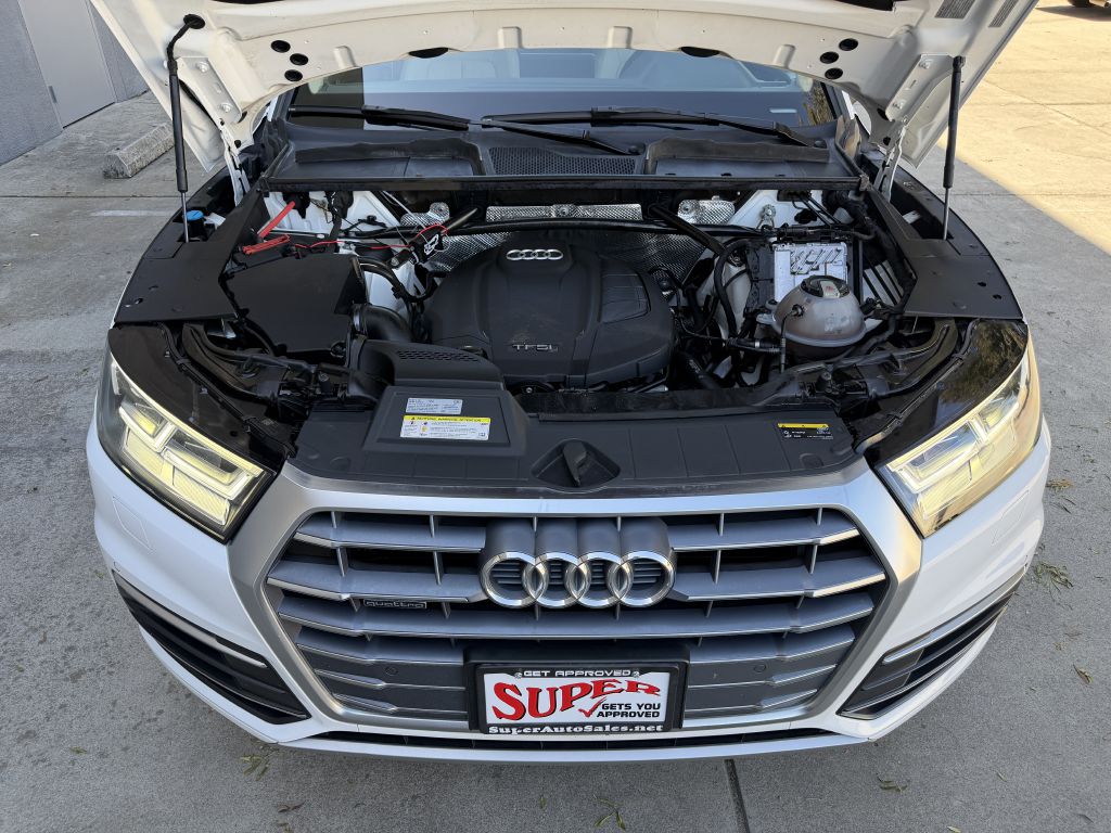 Photo 46 of this AUDI Q5