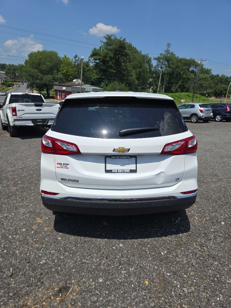Photo 13 of this CHEVROLET EQUINOX
