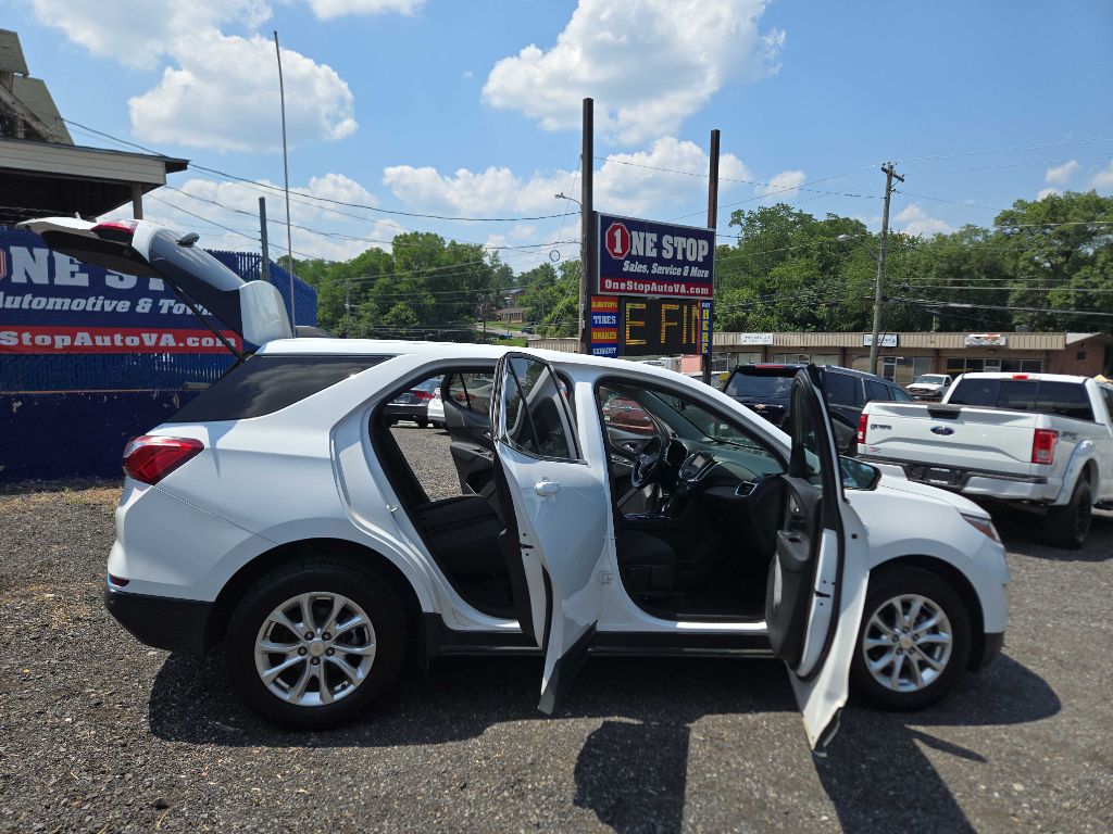 Photo 11 of this CHEVROLET EQUINOX