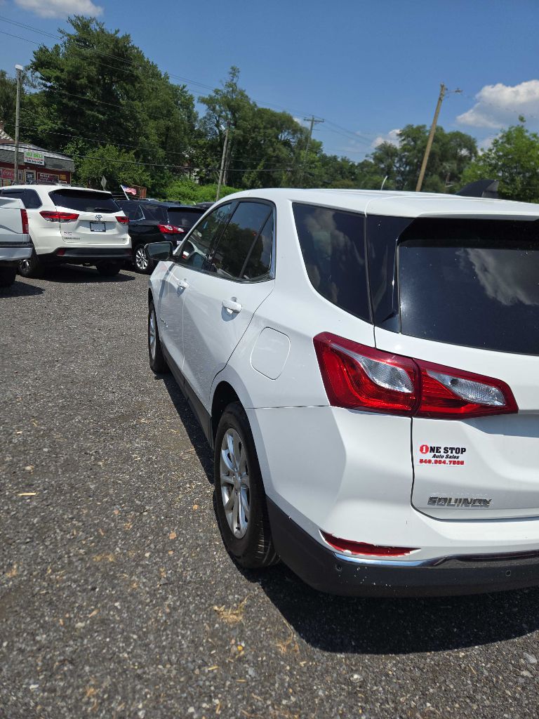 Photo 5 of this CHEVROLET EQUINOX