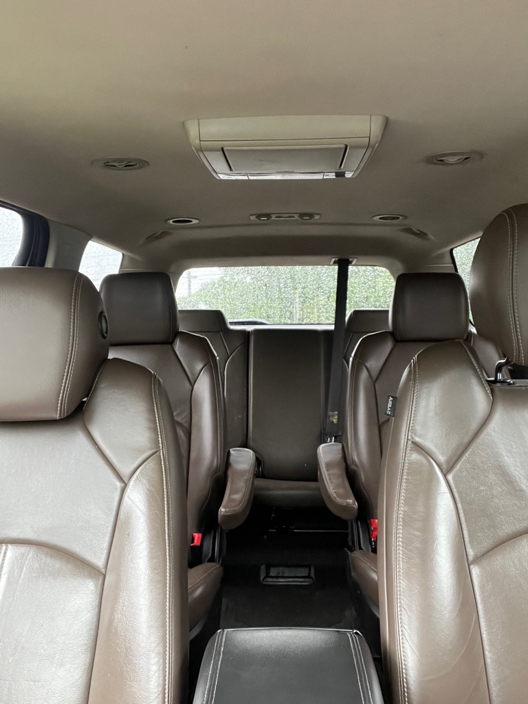 Photo 7 of this GMC ACADIA