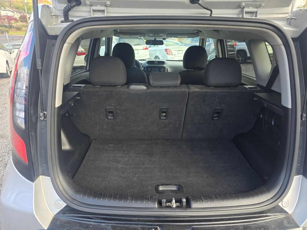 Photo 5 of this KIA SOUL