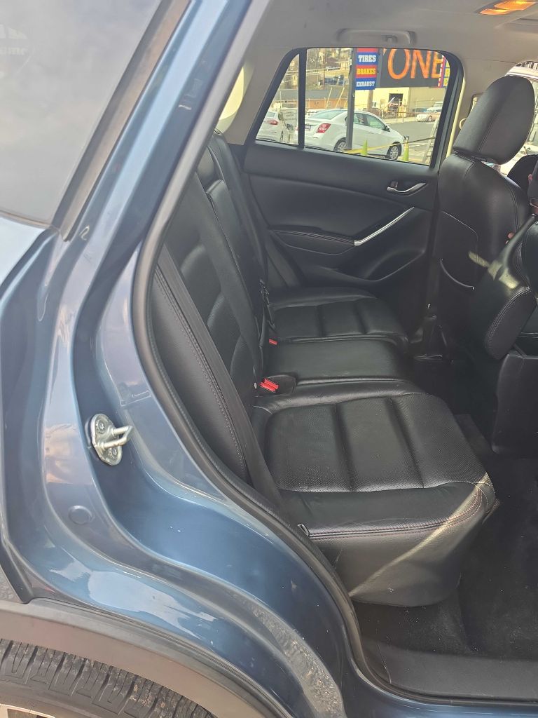 Photo 4 of this MAZDA CX-5