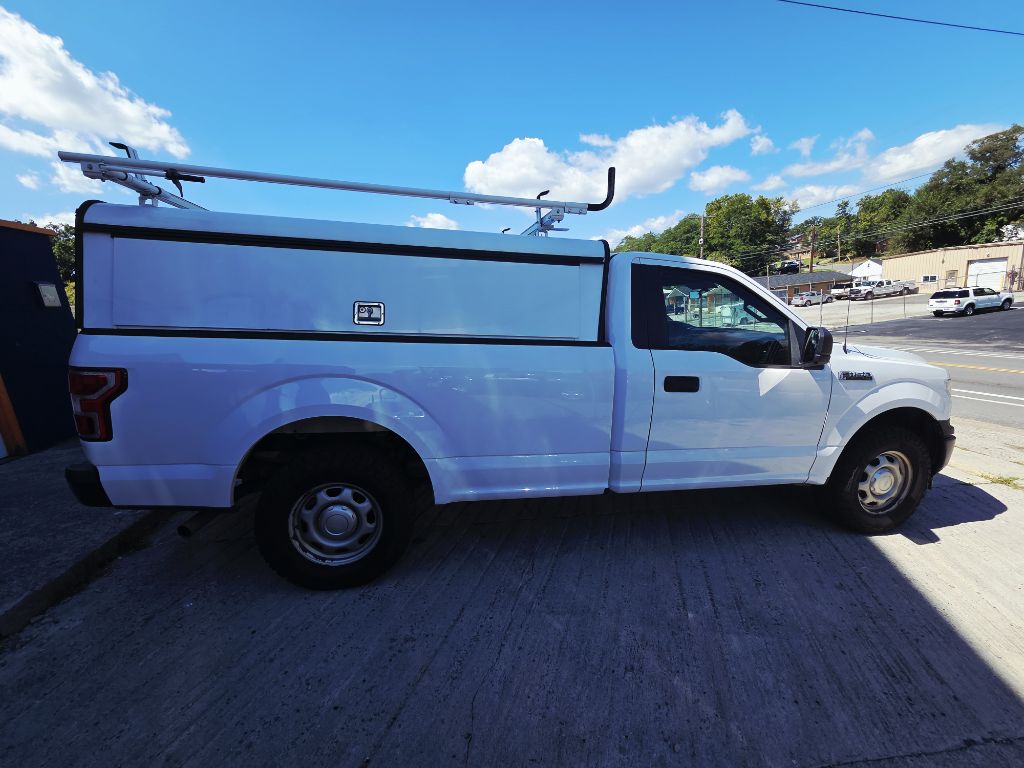 Photo 16 of this FORD F150