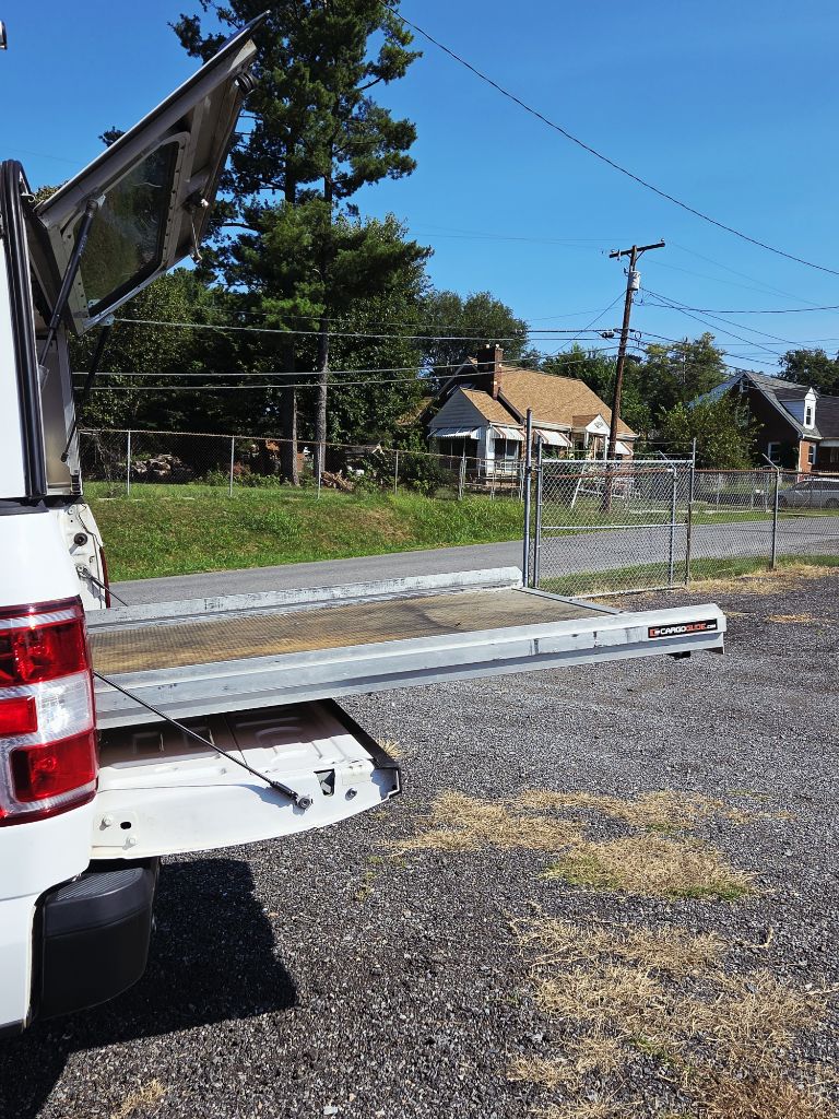 Photo 39 of this FORD F150