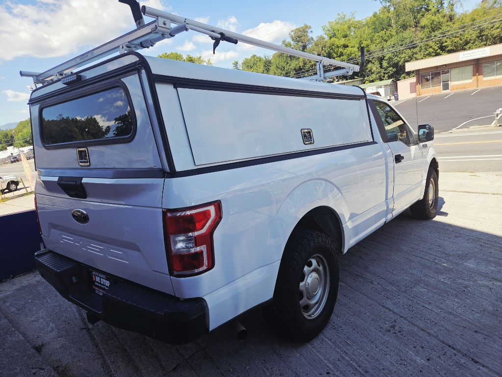 Photo 2 of this FORD F150