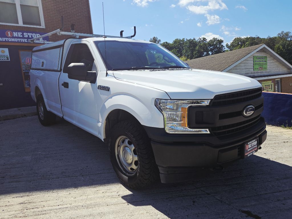 Photo 3 of this FORD F150