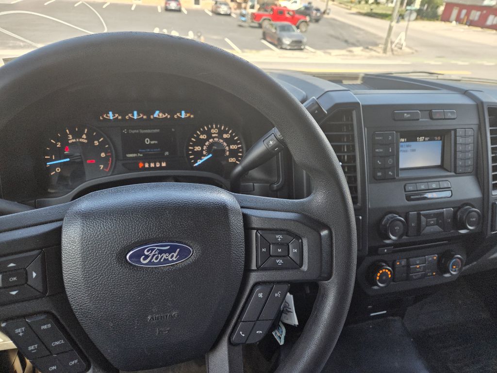 Photo 11 of this FORD F150
