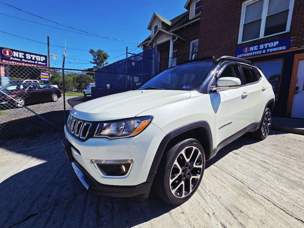Photo 27 of this JEEP COMPASS