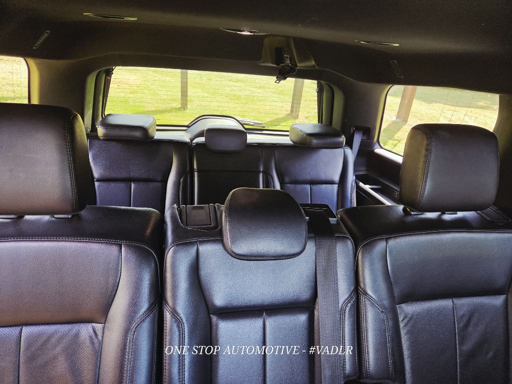 Photo 13 of this FORD EXPEDITION