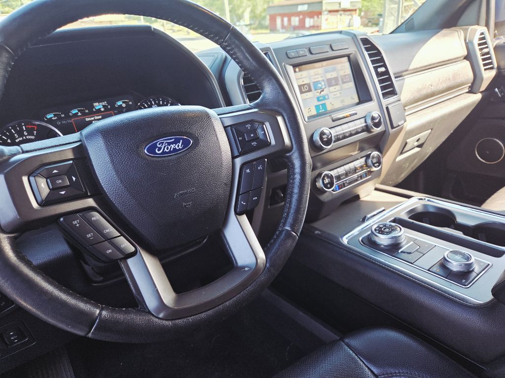 Photo 29 of this FORD EXPEDITION