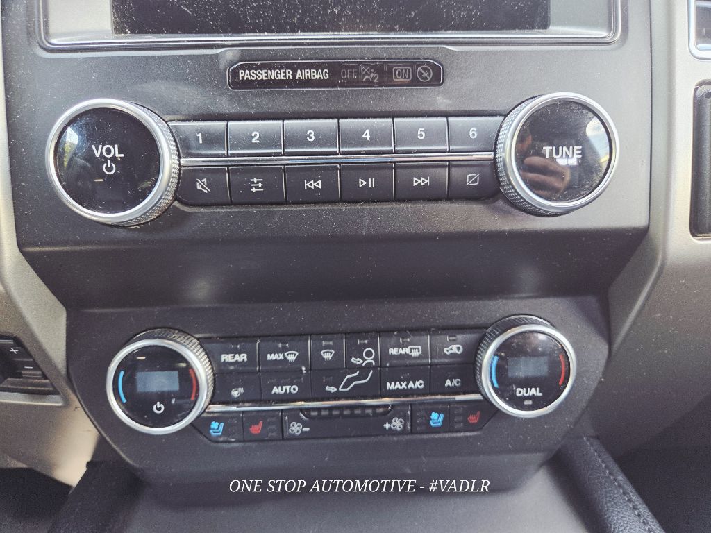 Photo 14 of this FORD EXPEDITION