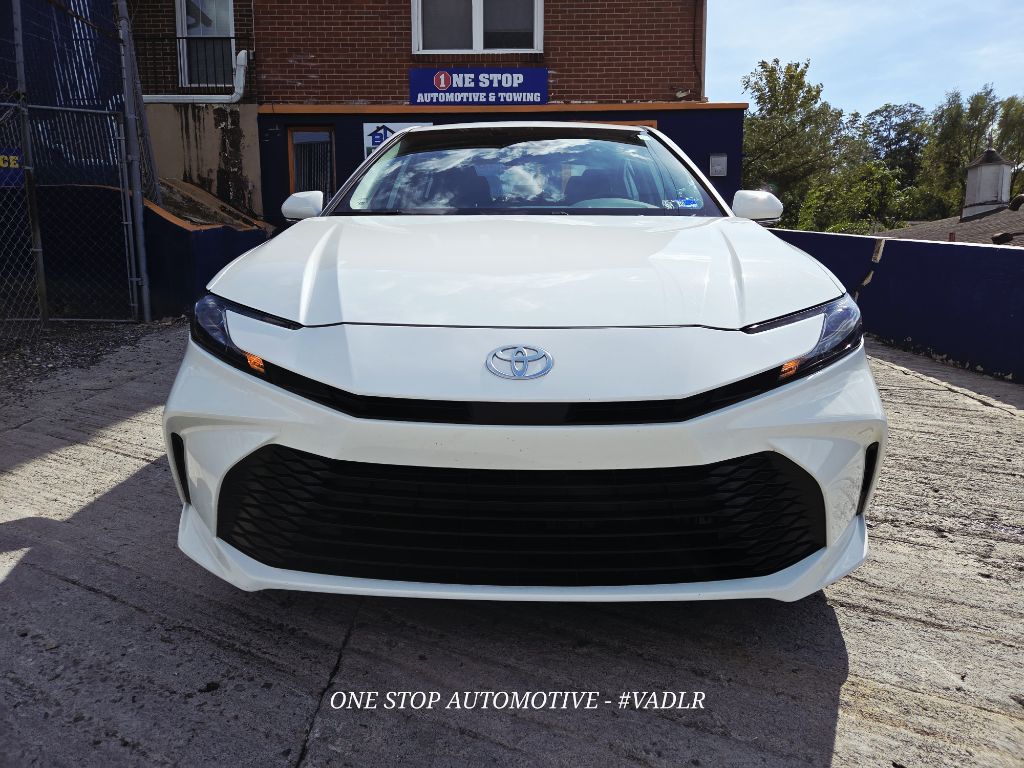 Photo 10 of this TOYOTA CAMRY