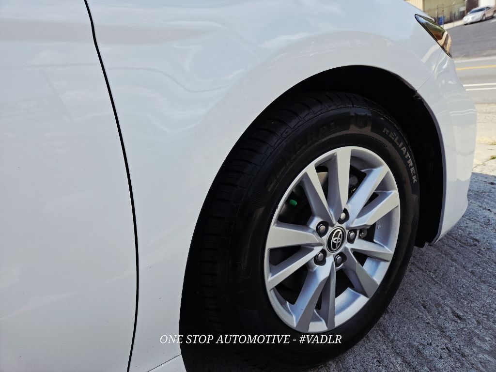 Photo 22 of this TOYOTA CAMRY
