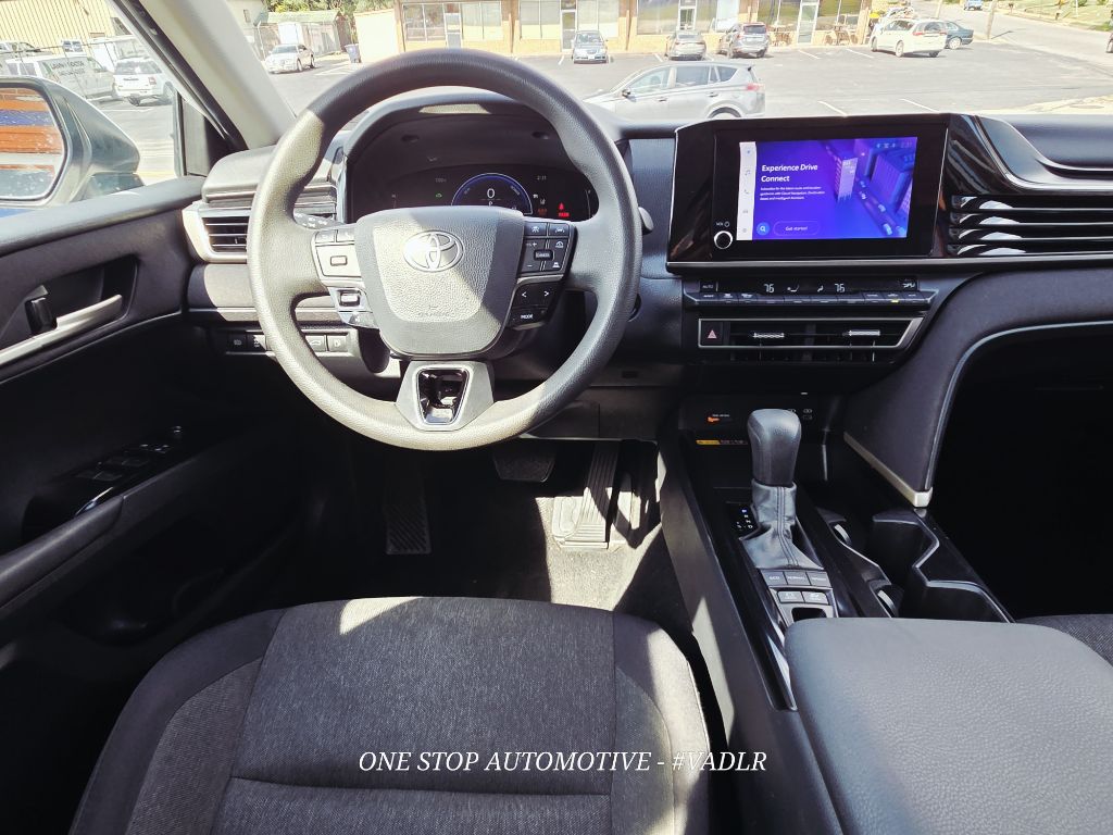 Photo 18 of this TOYOTA CAMRY