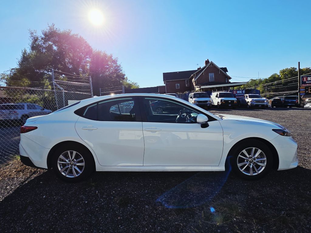 Photo 4 of this TOYOTA CAMRY