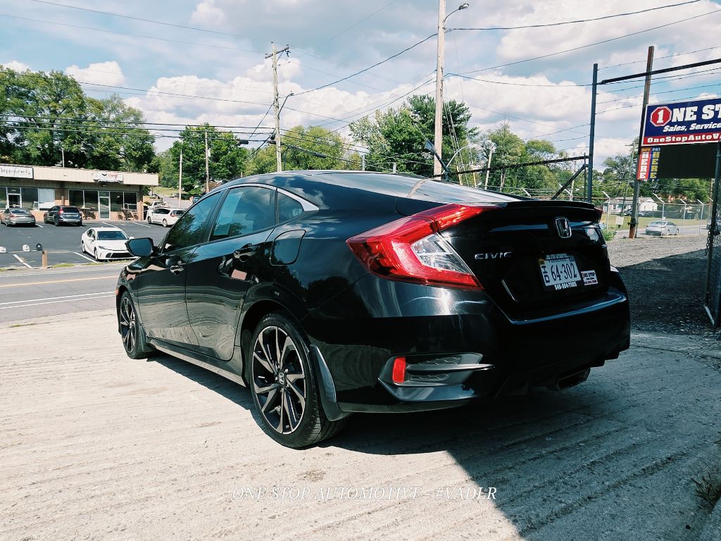 Photo 9 of this HONDA CIVIC