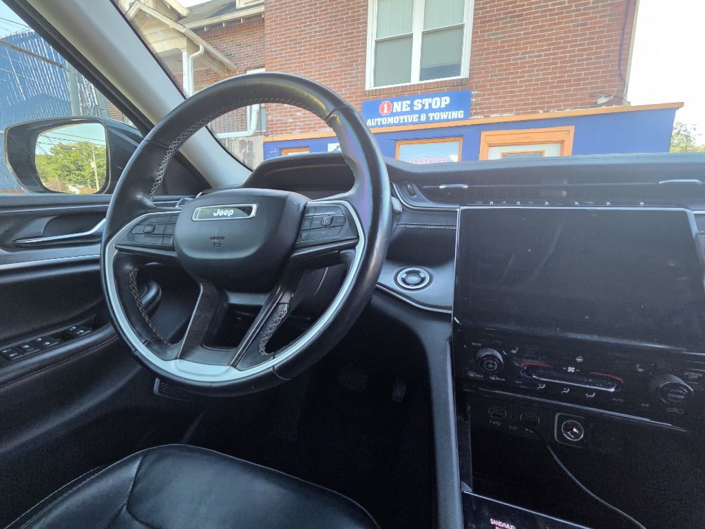 Photo 5 of this JEEP GRAND CHEROKEE