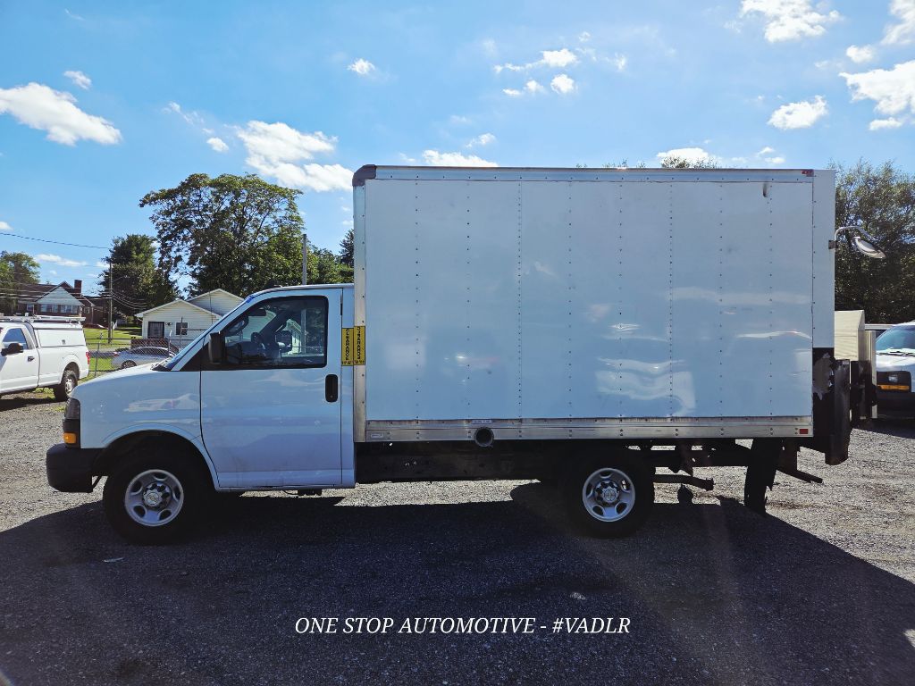 Photo 6 of this CHEVROLET EXPRESS G3500