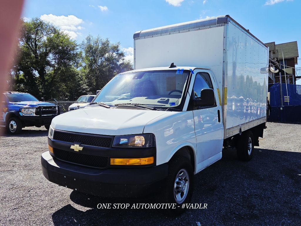 Photo 7 of this CHEVROLET EXPRESS G3500