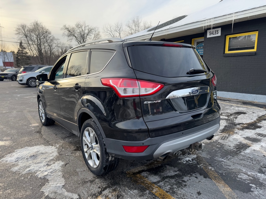Photo 8 of this FORD ESCAPE
