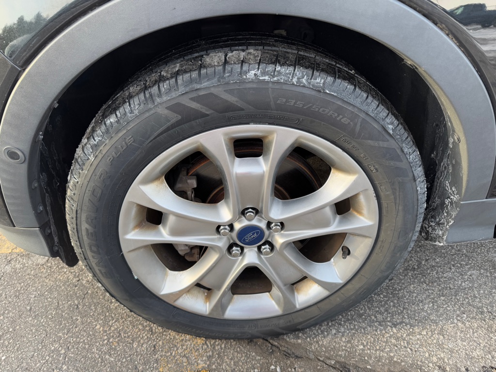 Photo 24 of this FORD ESCAPE