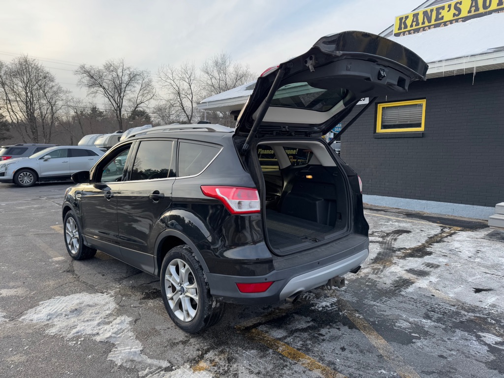 Photo 11 of this FORD ESCAPE