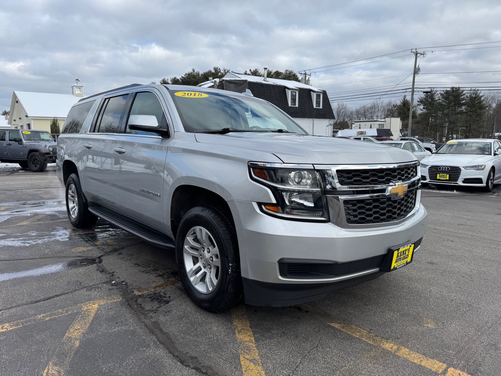 Photo 4 of this CHEVROLET SUBURBAN