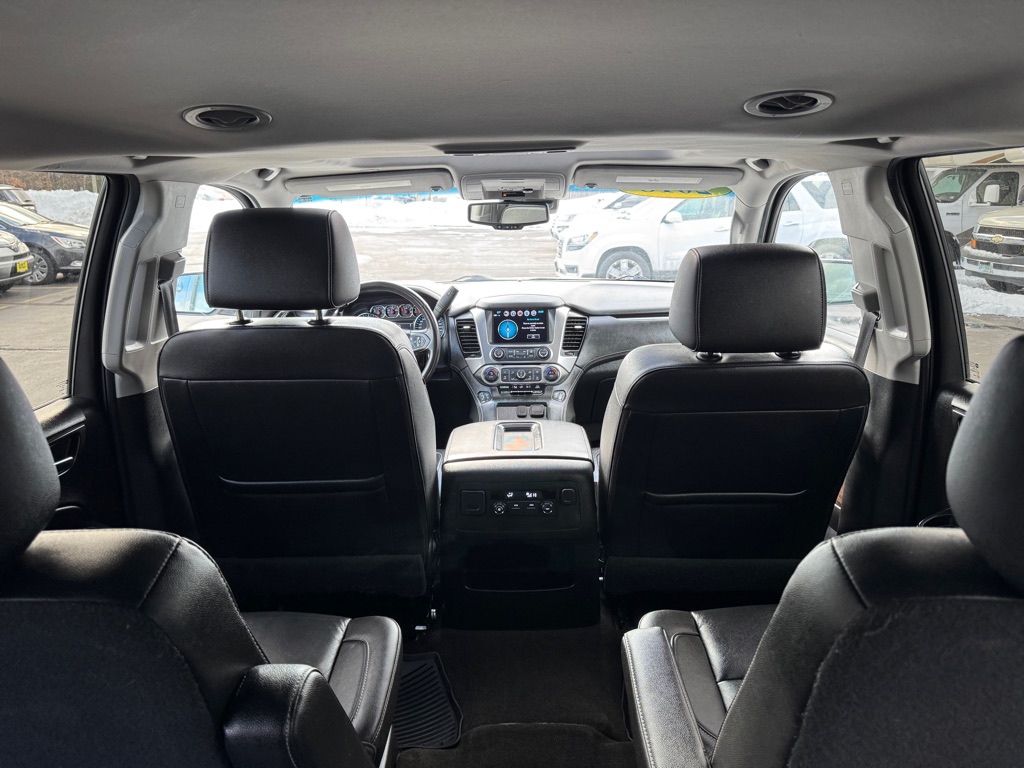 Photo 23 of this CHEVROLET SUBURBAN