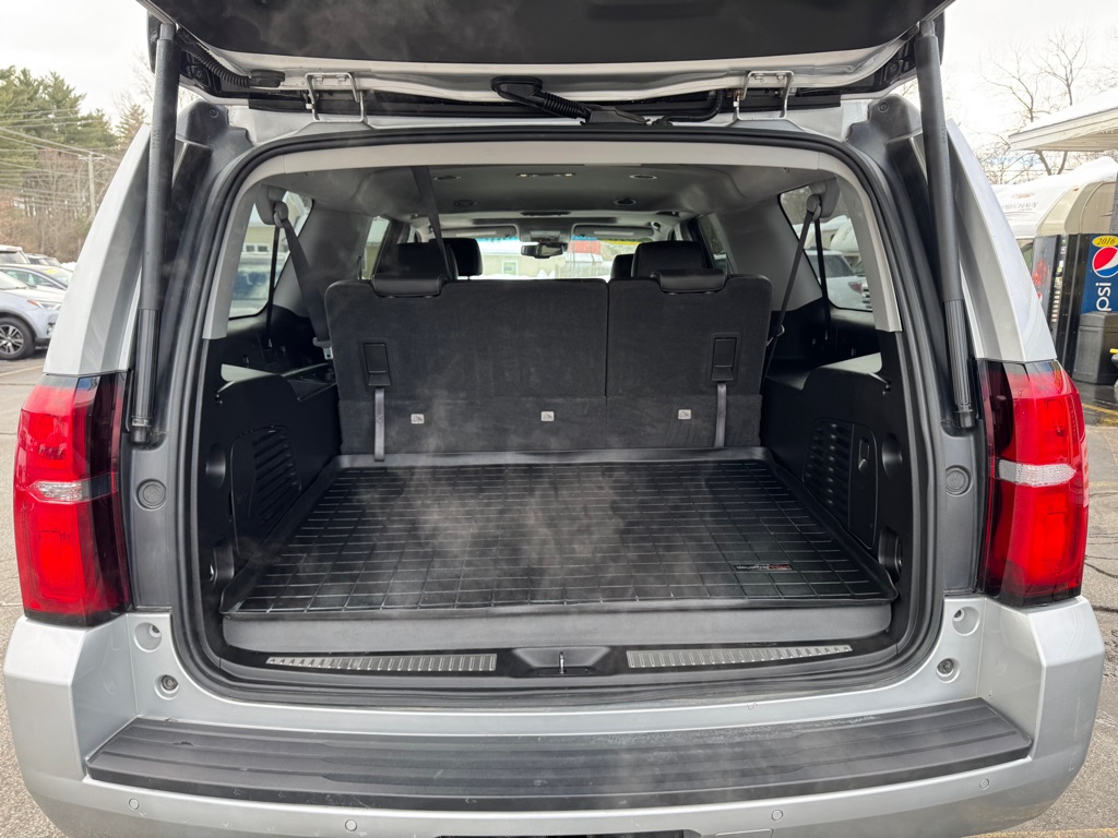 Photo 9 of this CHEVROLET SUBURBAN