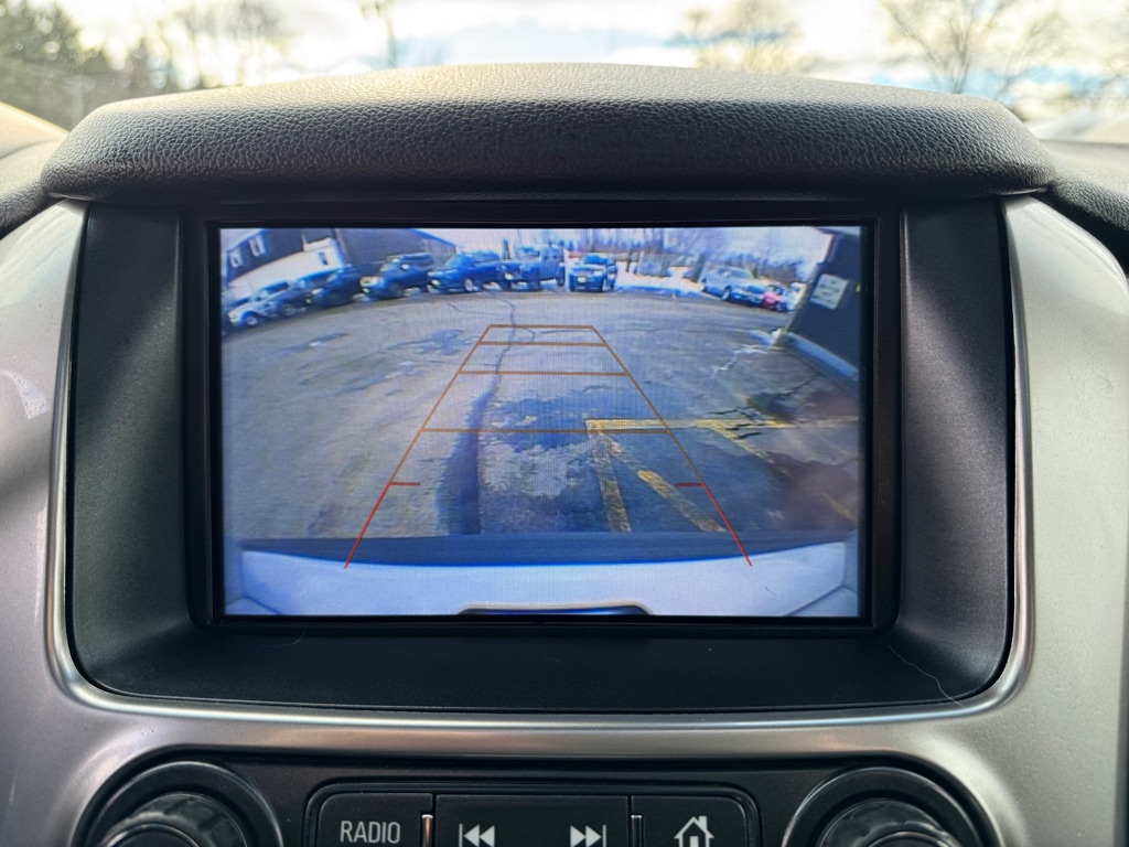 Photo 19 of this CHEVROLET SUBURBAN