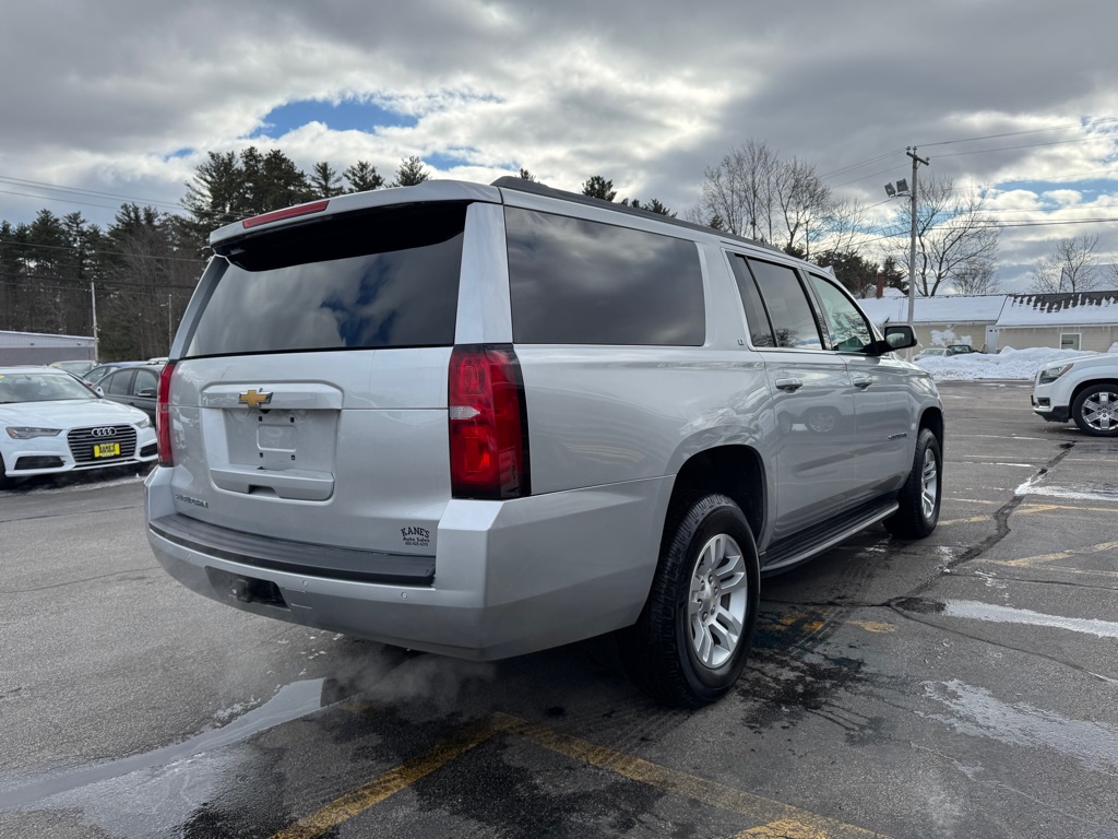 Photo 6 of this CHEVROLET SUBURBAN
