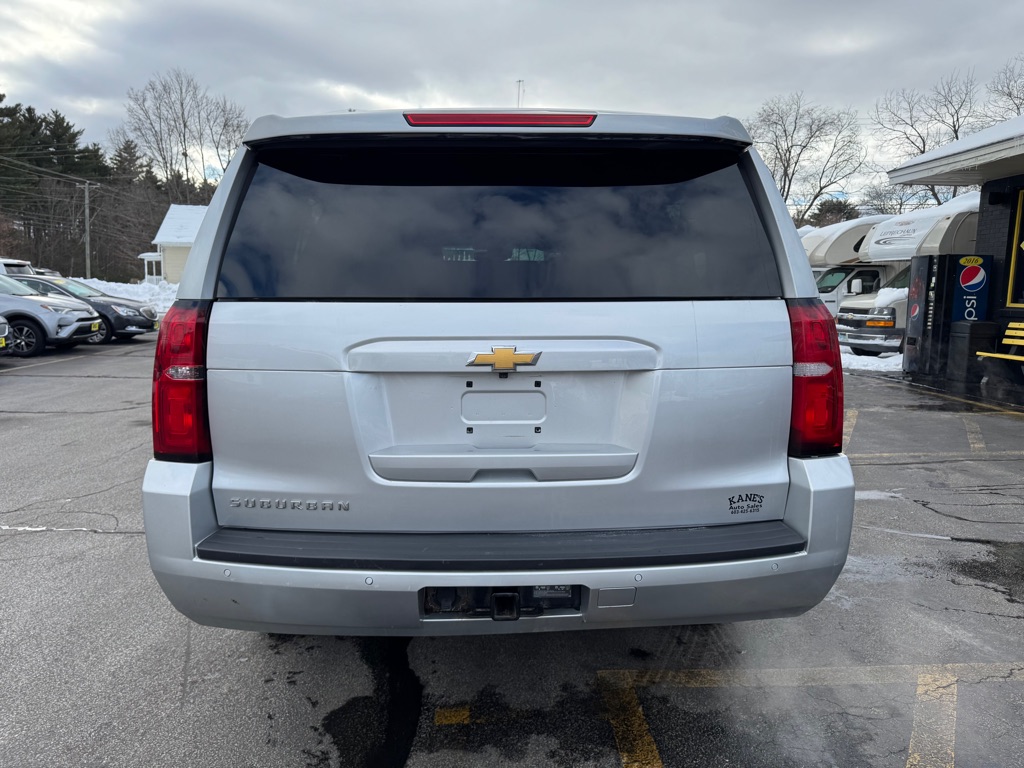 Photo 7 of this CHEVROLET SUBURBAN