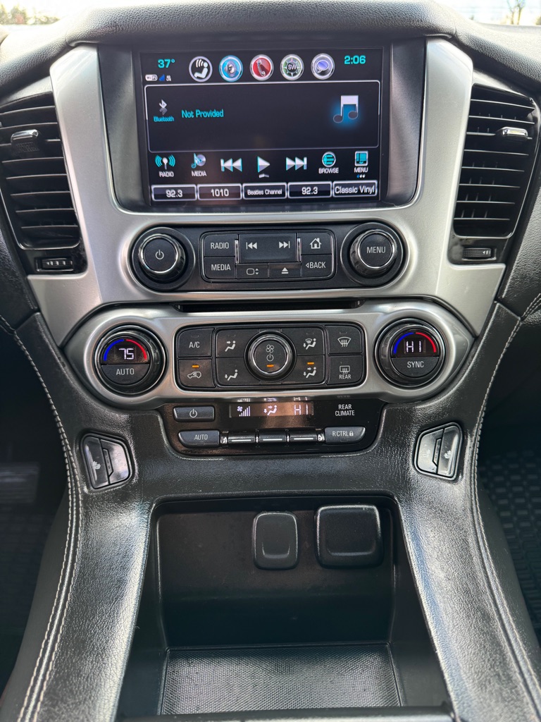 Photo 18 of this CHEVROLET SUBURBAN