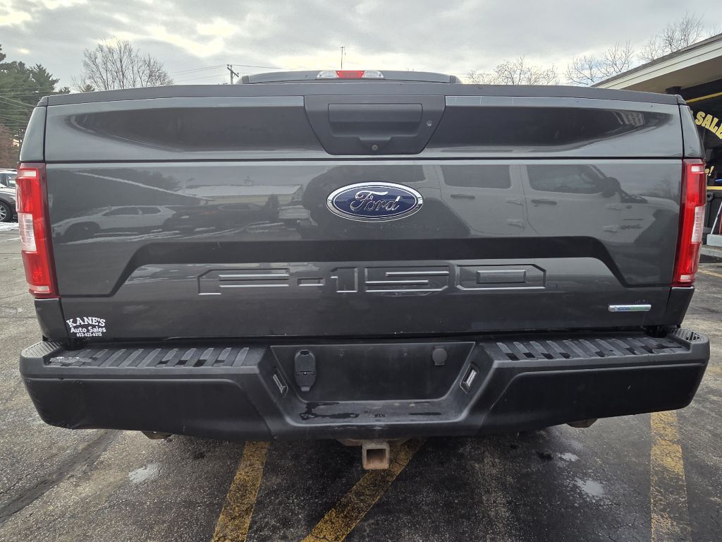 Photo 6 of this FORD F150