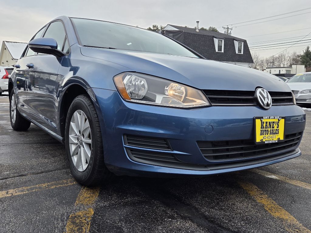 Photo 4 of this VOLKSWAGEN GOLF