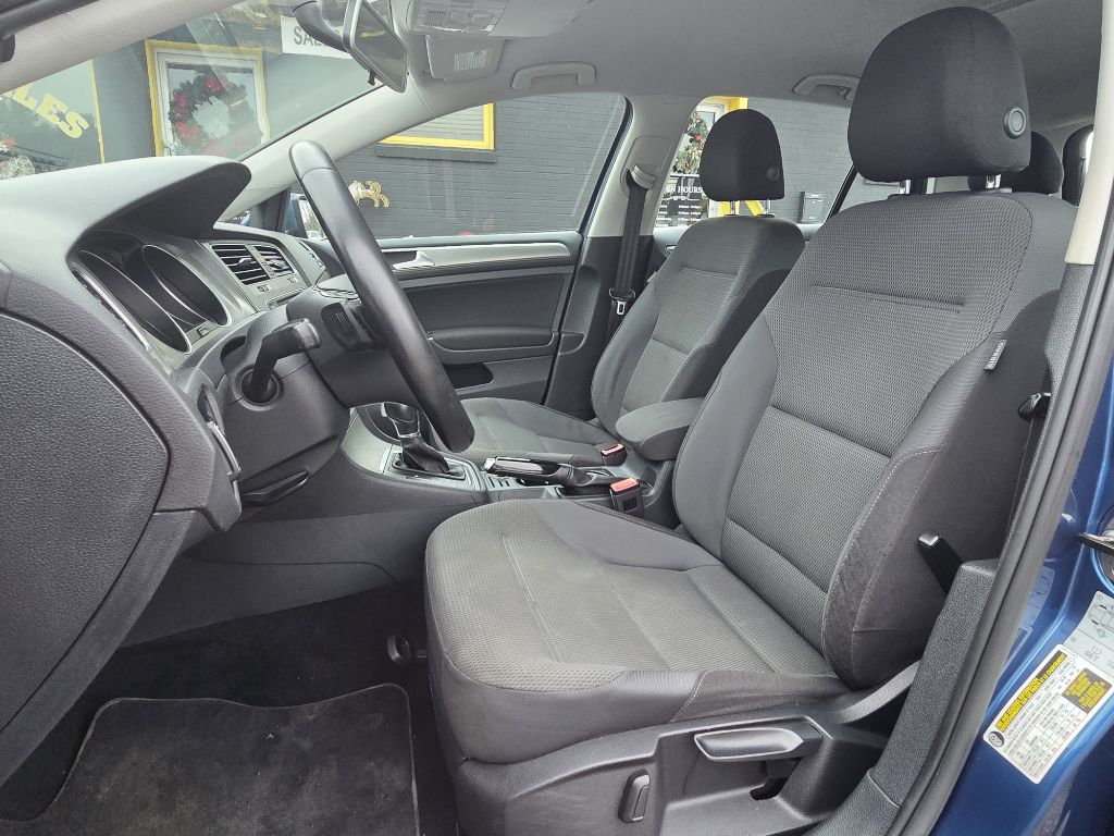 Photo 10 of this VOLKSWAGEN GOLF