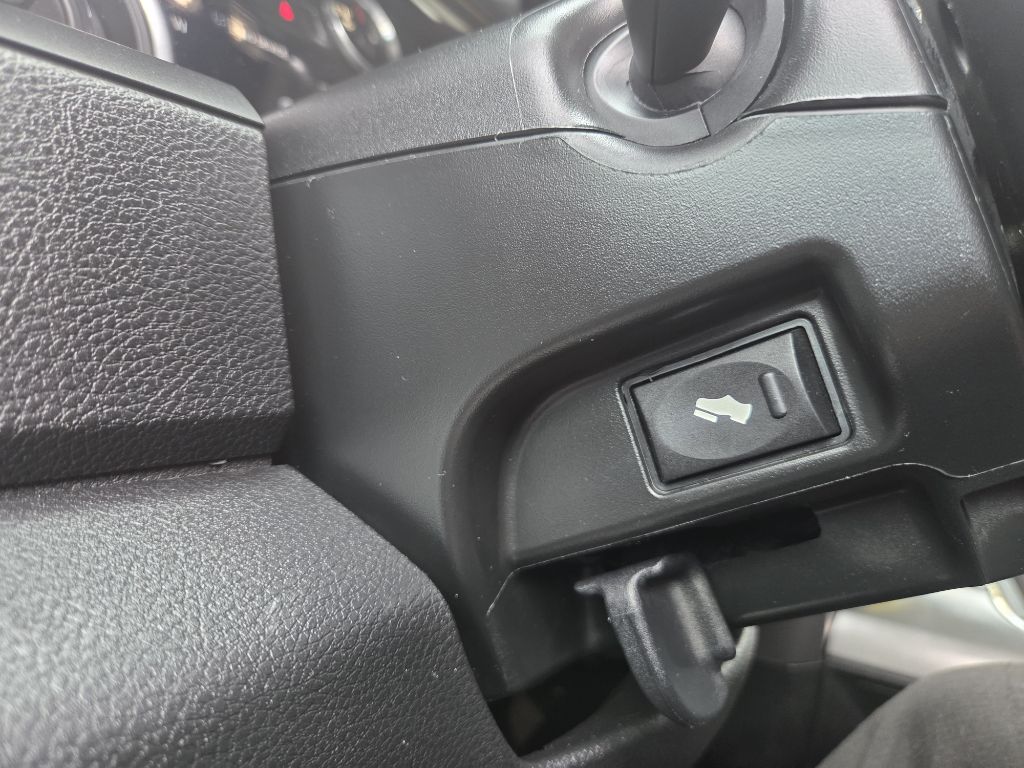 Photo 43 of this RAM 1500