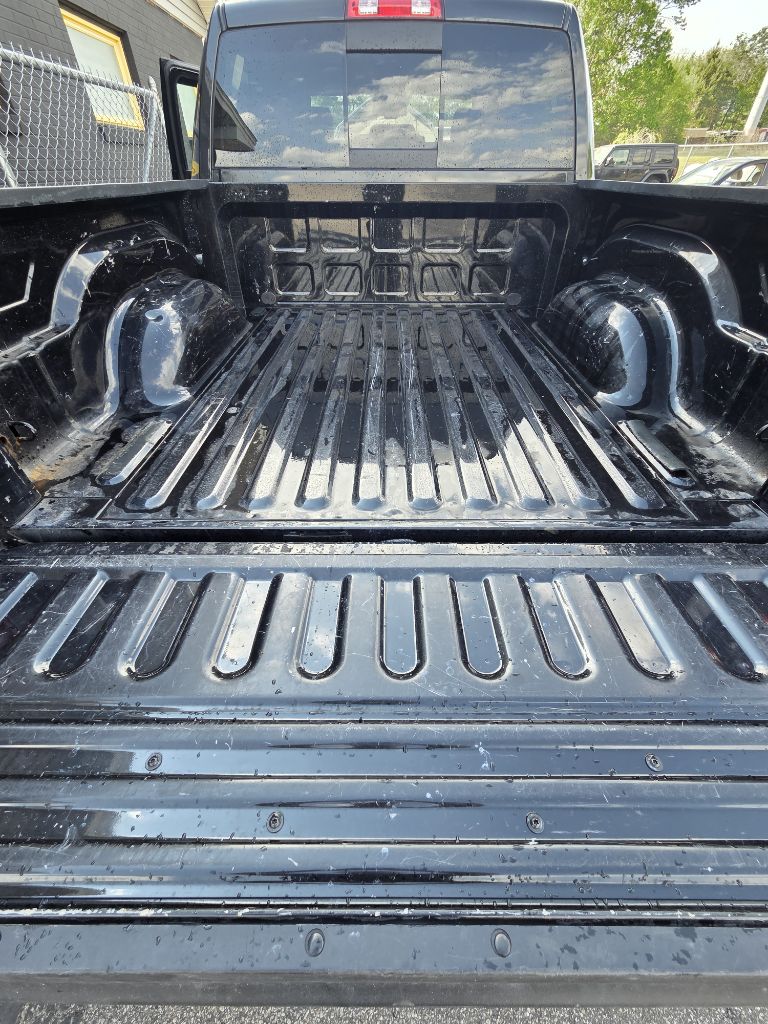Photo 35 of this RAM 1500