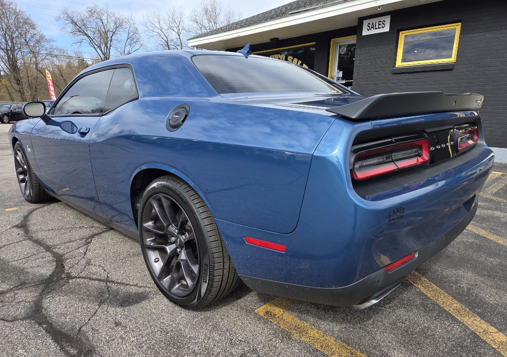Photo 5 of this DODGE CHALLENGER