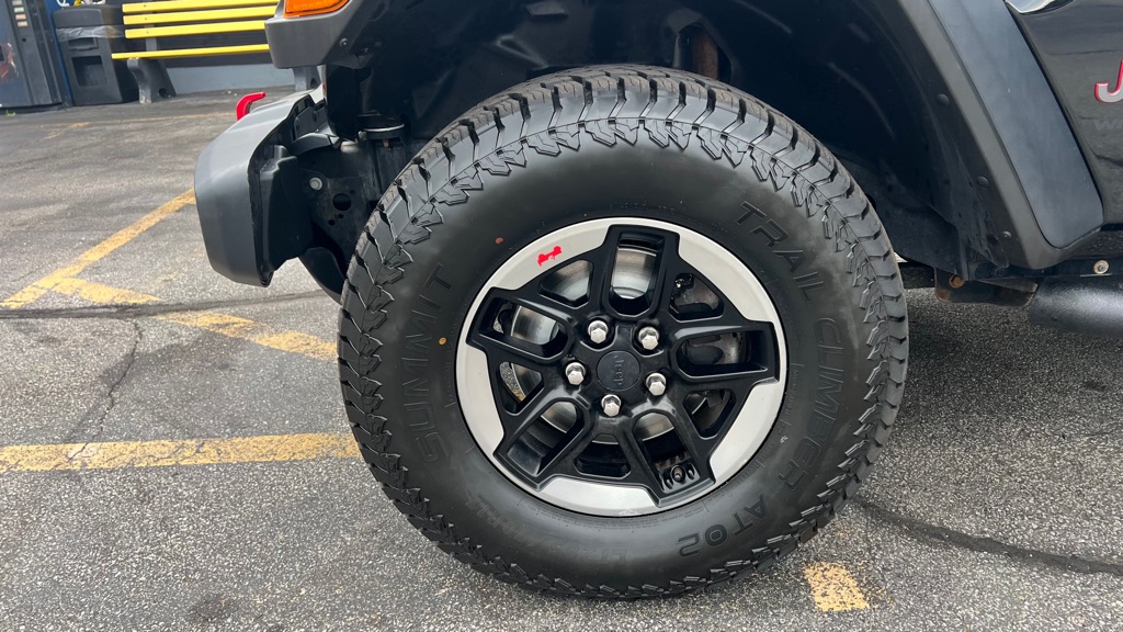 Photo 21 of this JEEP WRANGLER UNLIMI