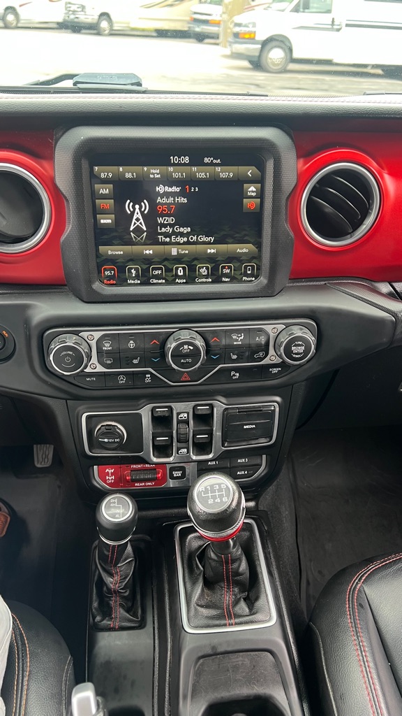 Photo 15 of this JEEP WRANGLER UNLIMI