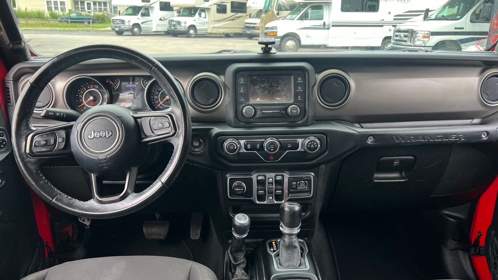 Photo 12 of this JEEP WRANGLER UNLIMI