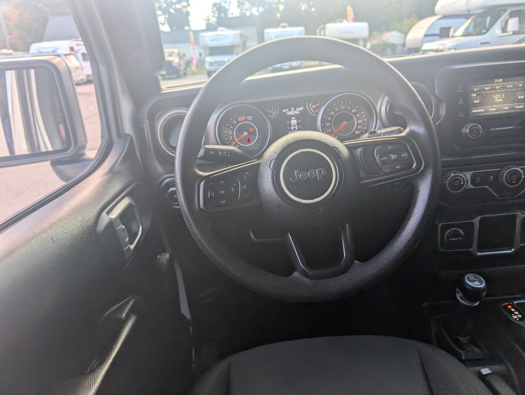Photo 14 of this JEEP WRANGLER UNLIMI