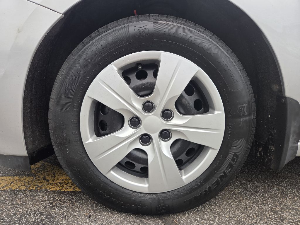 Photo 19 of this CHEVROLET CRUZE