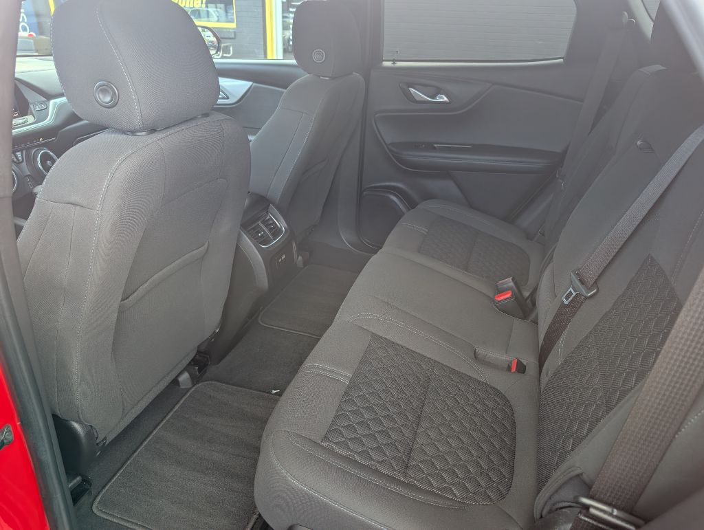 Photo 18 of this CHEVROLET BLAZER