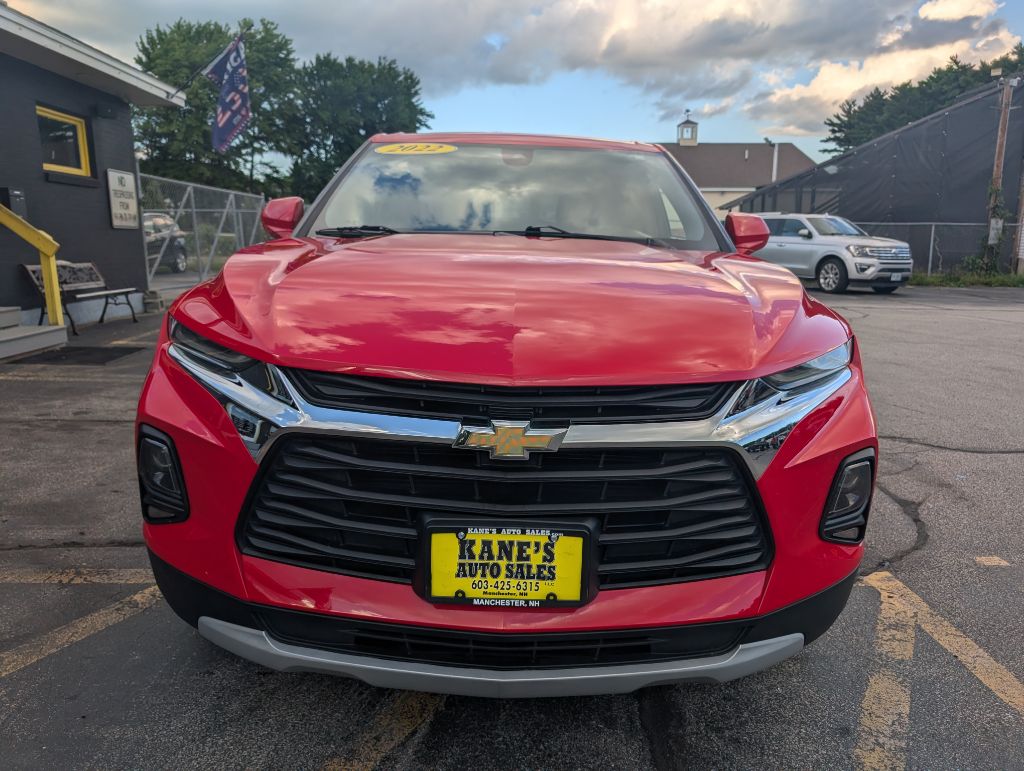 Photo 3 of this CHEVROLET BLAZER